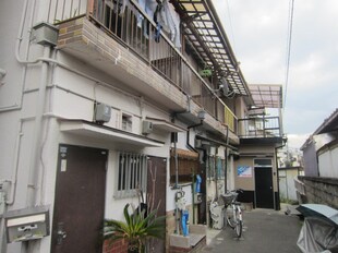 日置荘西町6丁連棟貸家の物件外観写真